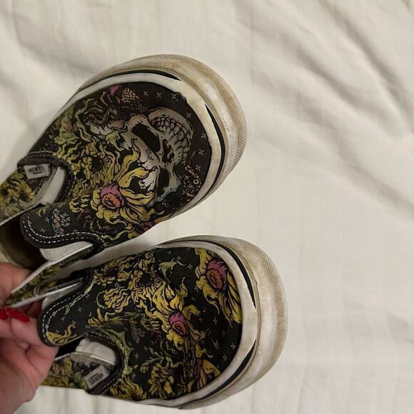 Rare Van Gogh sunflower and skull slip on vans - Picture 2 of 7